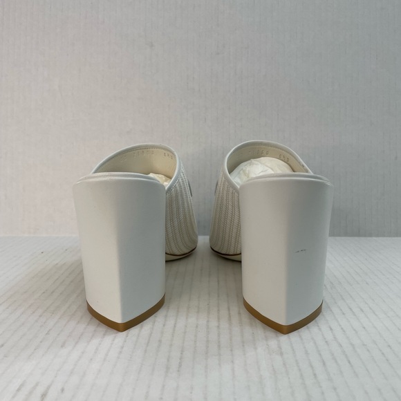 Salvatore Ferragamo Gancio Sandal Robins 85 Mule Sandal size 6.5 - Picture 6 of 8